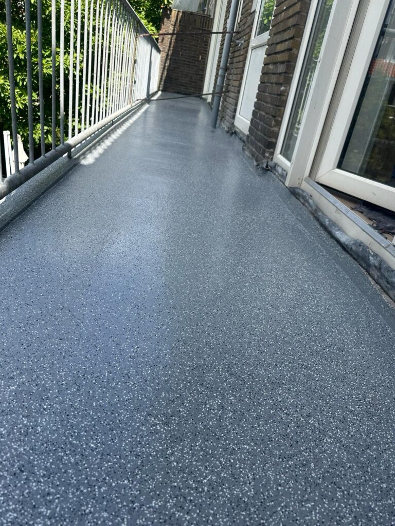 balkonrenovatie haarlem 4 balkons na 2.jpg