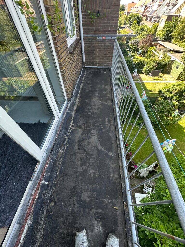 balkonrenovatie haarlem 4 balkons voor 2.jpg